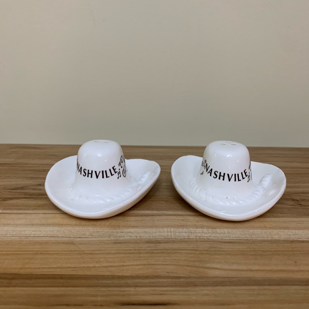 Vintage Nashville Cowboy Hat Salt & Pepper Shakers.